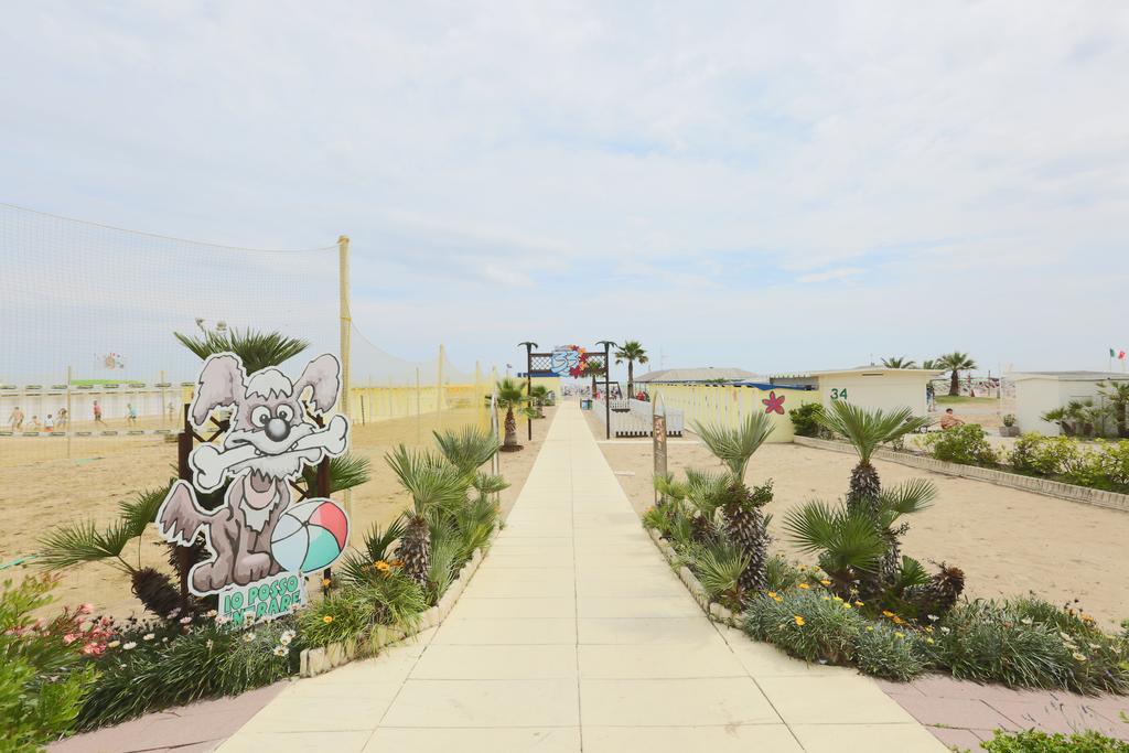 Hotel Europa Rimini Bagian luar foto