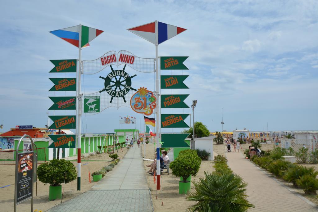 Hotel Europa Rimini Bagian luar foto