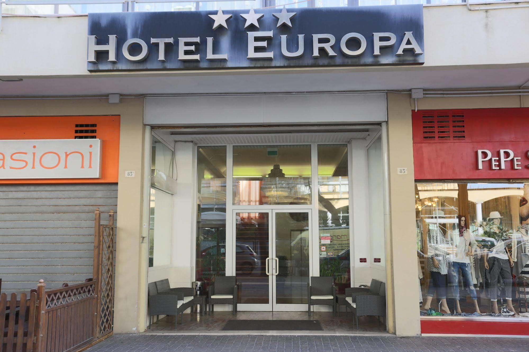 Hotel Europa Rimini Bagian luar foto