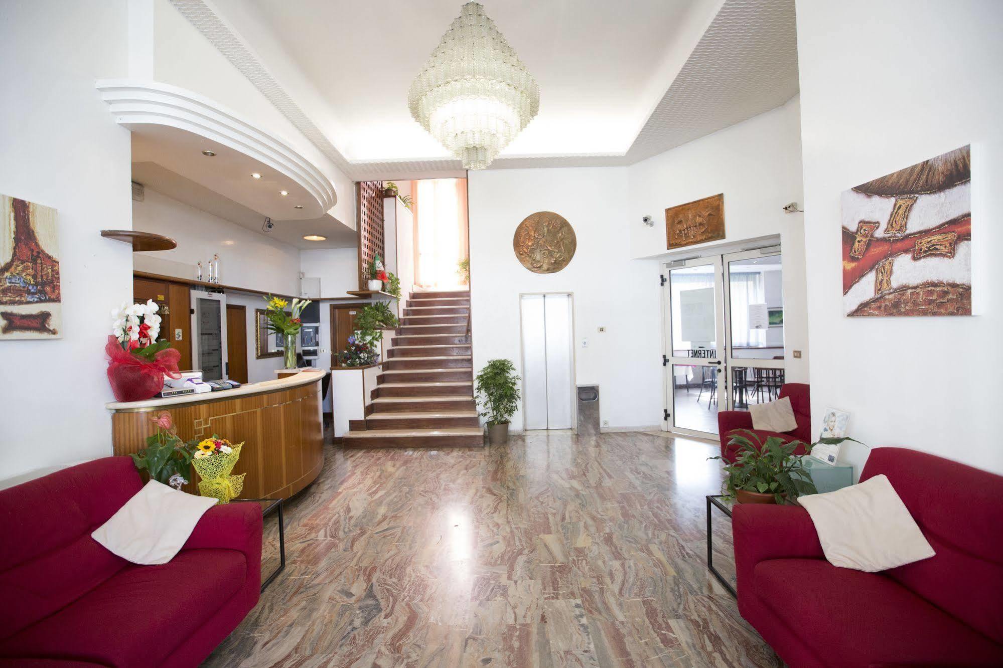 Hotel Europa Rimini Bagian luar foto
